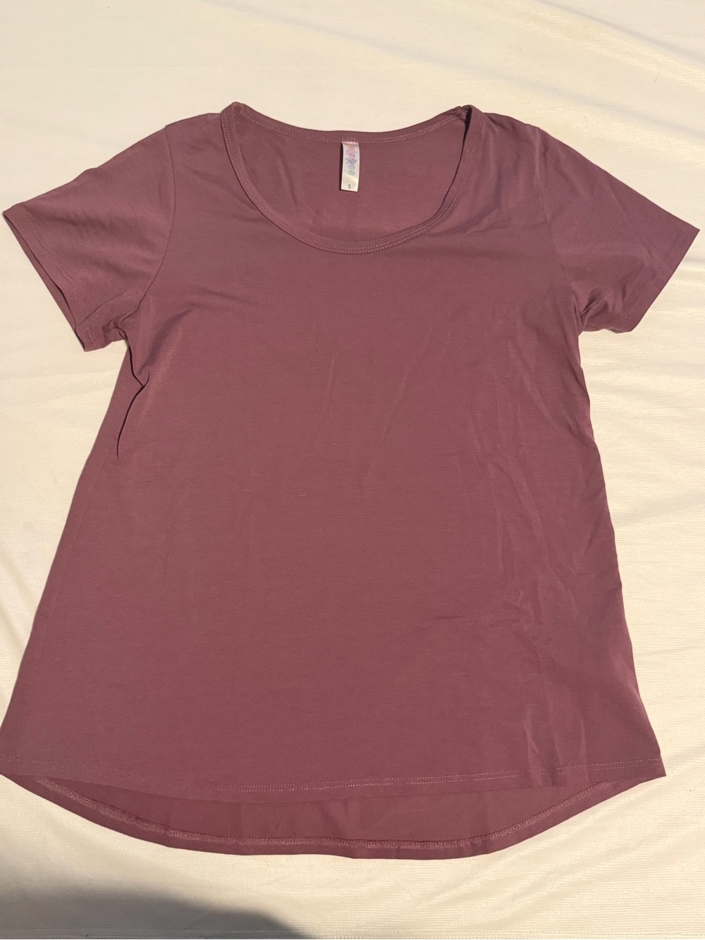 LuLaRoe Scoop Neck Short Sleeve Tee - Dusty Mauve